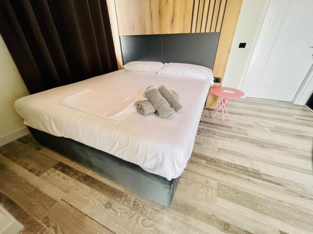 Adriatik Hotel Avlonya Dış mekan fotoğraf